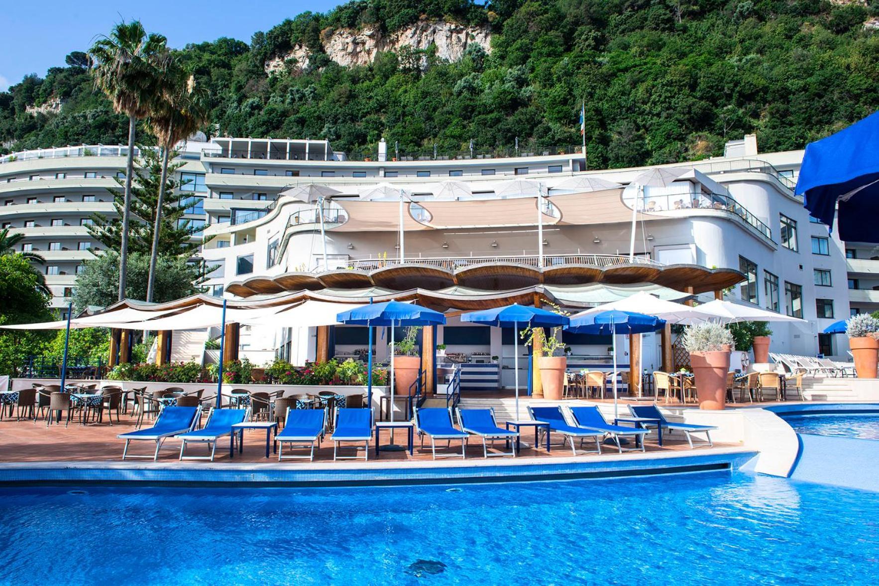 Hilton Sorrento Palace Hotel Exterior photo